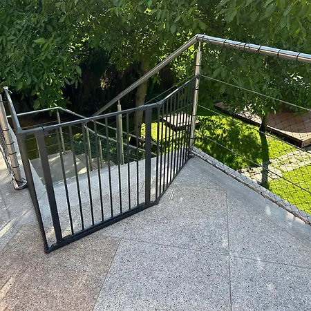 Pogo Dom Nad Narwia - 4 Sypialnie, Duza Sauna, Balia, Pomost, Plac Zabaw