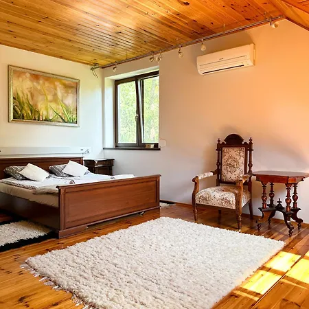 Villa Pogo Dom Nad Narwia - 4 Sypialnie, Duza Sauna, Balia, Pomost, Plac Zabaw