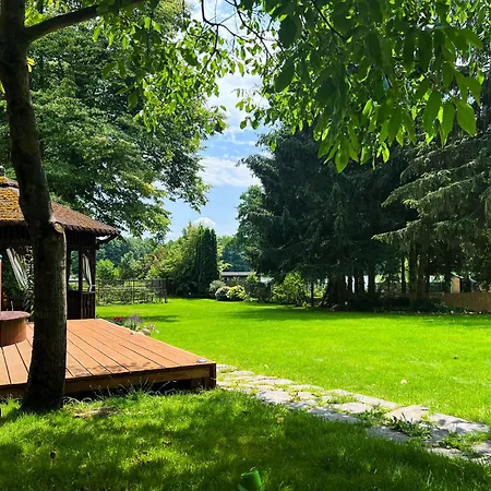 فيلة Pogo Dom Nad Narwia - 4 Sypialnie, Duza Sauna, Balia, Pomost, Plac Zabaw