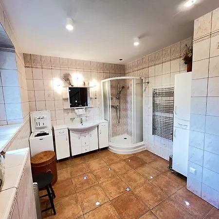Villa Pogo Dom Nad Narwia - 4 Sypialnie, Duza Sauna, Balia, Pomost, Plac Zabaw
