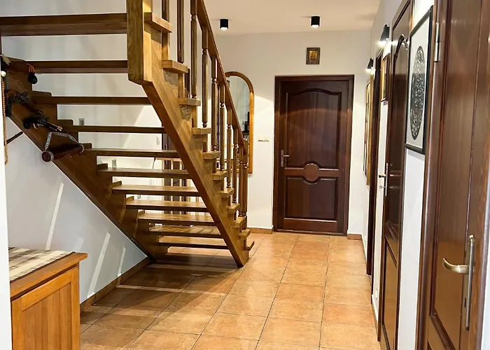 Pogo Dom Nad Narwia - 4 Sypialnie, Duza Sauna, Balia, Pomost, Plac Zabaw Villa Pogorzelec (Pultusk)